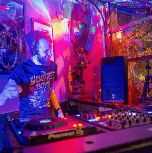 Aidan Rolfe — electronic music producer on Southern Exposure Music